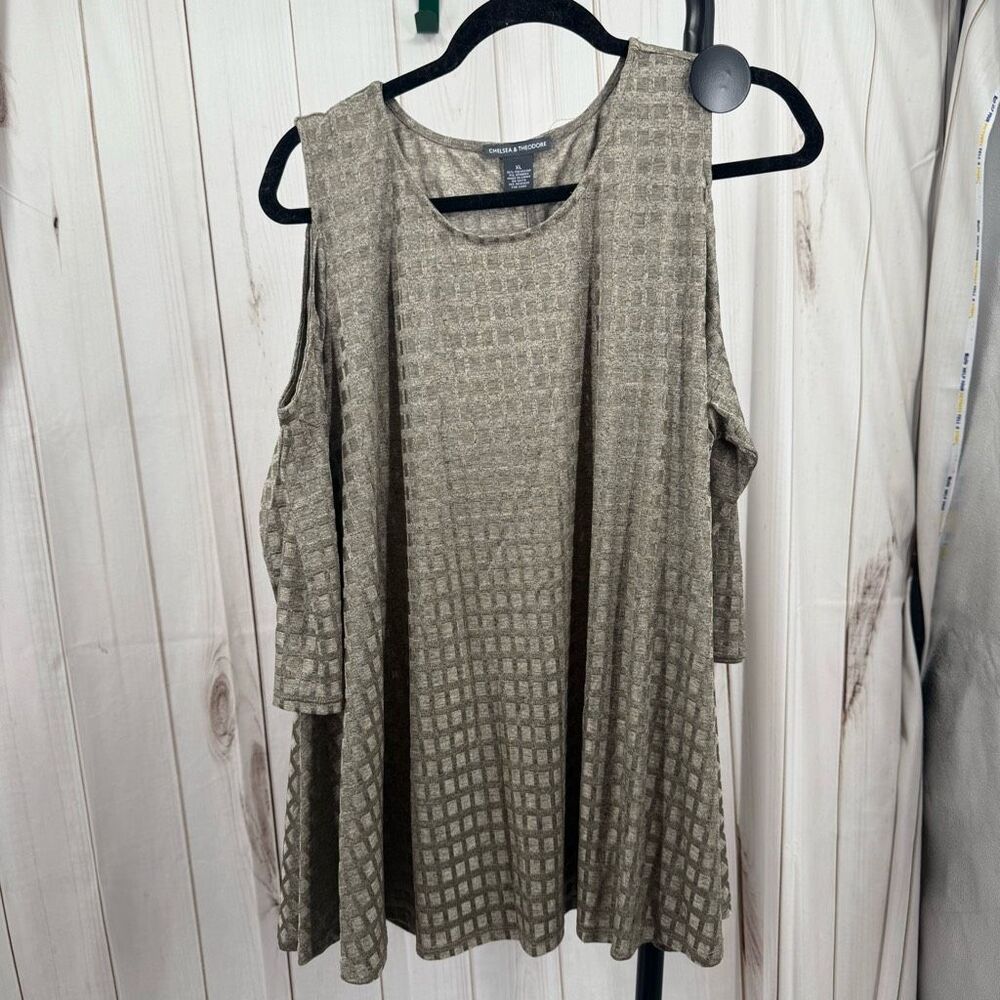 Chelsea & Theodore Women’s XL Cold Shoulder Stretchy Blouse Top New